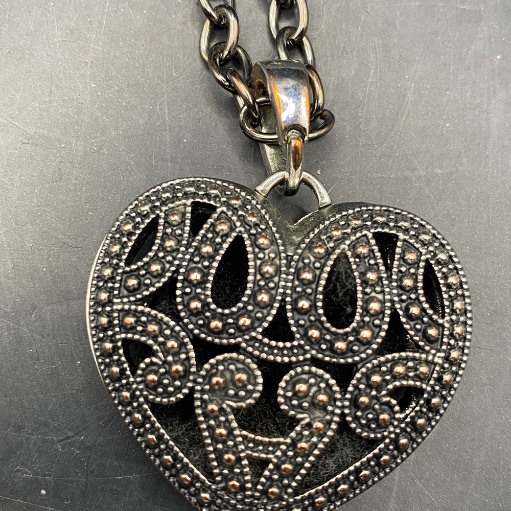 Gold and Silver tone Heart Filigree Necklace - Picture 9 of 9
